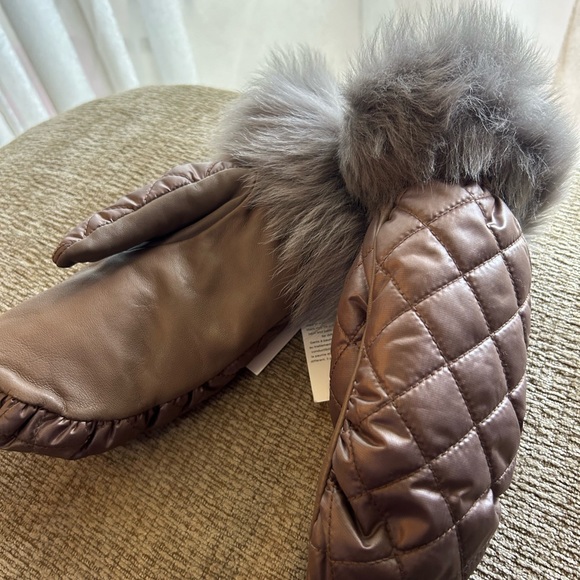UGG mitts new with tags never used leather size l/xl - Picture 2 of 12